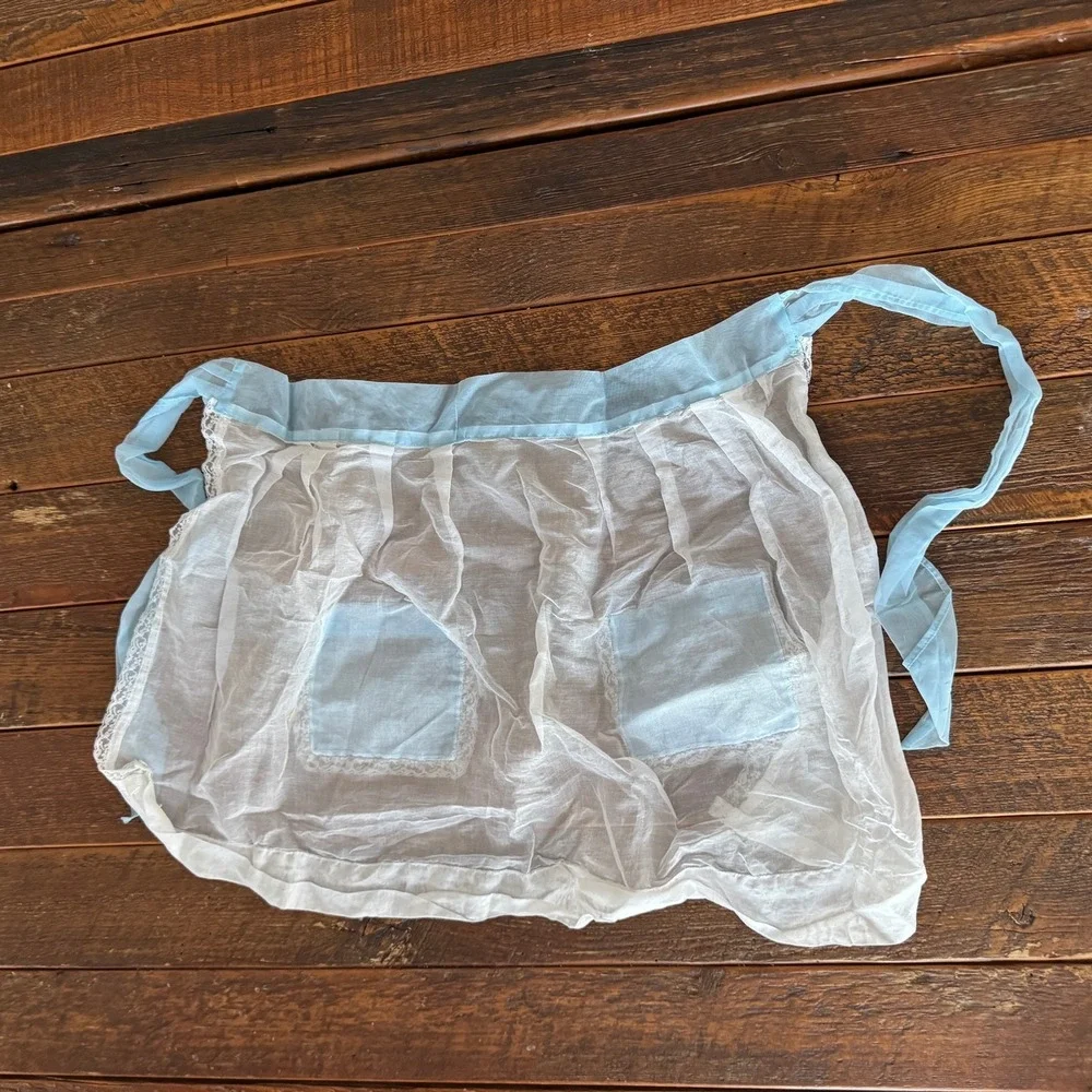Vintage Sheer White Organza Half Apron‎ Blue Lace Trim Pockets Retro 1950s Style